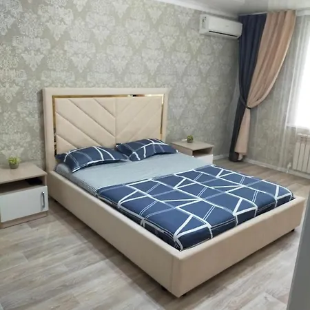 Vip Квартира Центр Oral Exterior foto